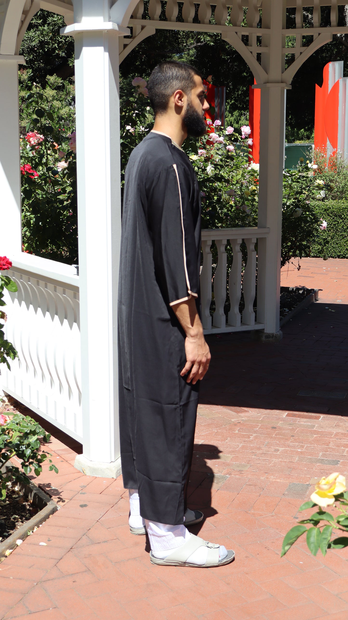 Luxury Moroccan Black Thobe with Yellow Embroidery – Premium Men’s Jubba for Eid, Jumu’ah, Nikah & Formal Islamic Wear