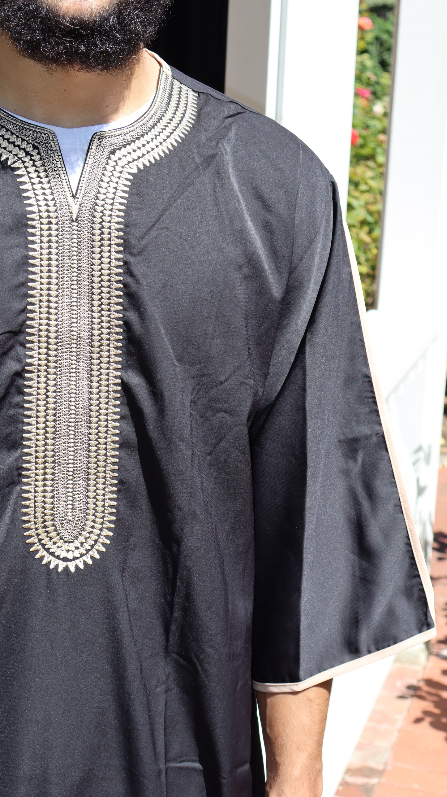 Luxury Moroccan Black Thobe with Yellow Embroidery – Premium Men’s Jubba for Eid, Jumu’ah, Nikah & Formal Islamic Wear