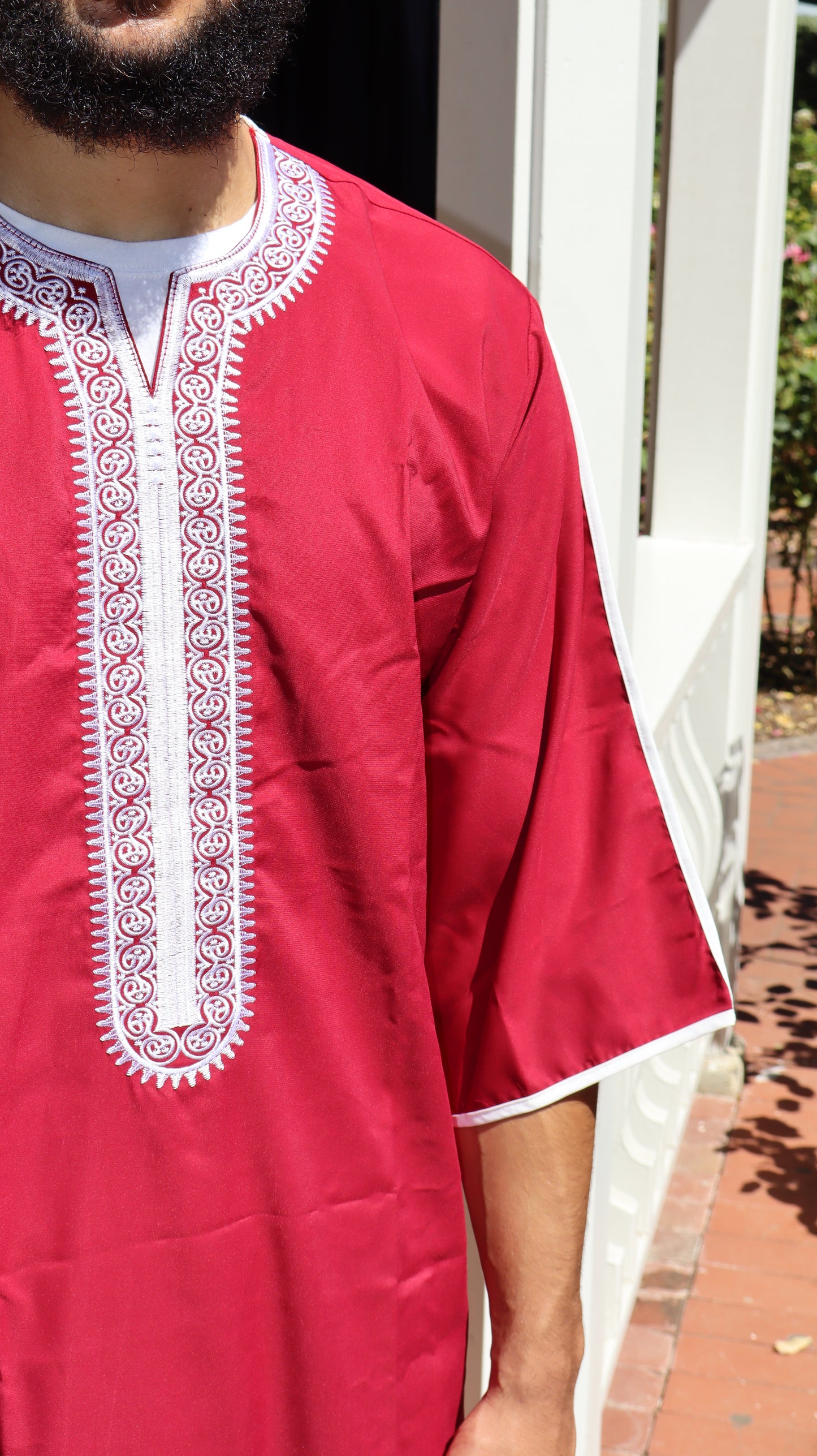 Luxury Moroccan Red Thobe with White Embroidery – Premium Jubba for Eid, Jumu’ah, Nikah, Formal Events | Men’s Modest Islamic Fashion