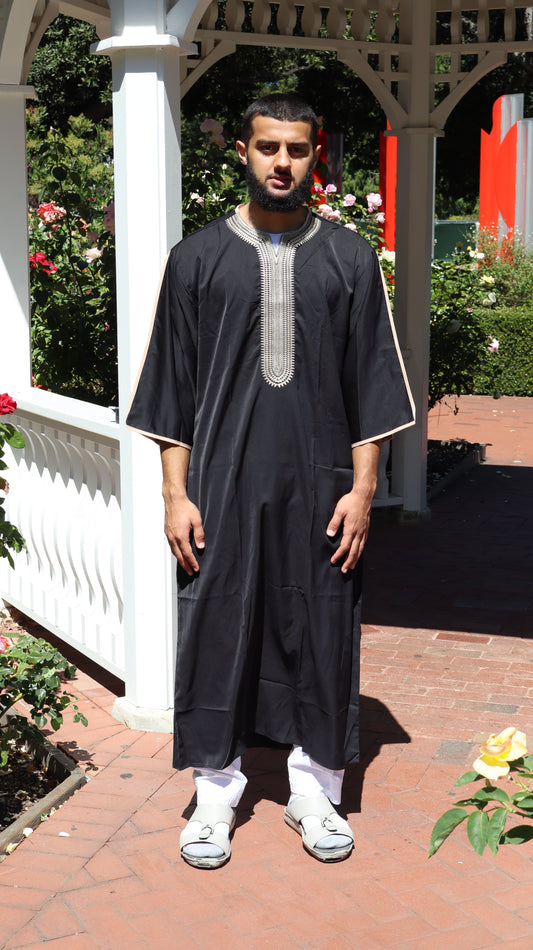 Luxury Moroccan Black Thobe with Yellow Embroidery – Premium Men’s Jubba for Eid, Jumu’ah, Nikah & Formal Islamic Wear